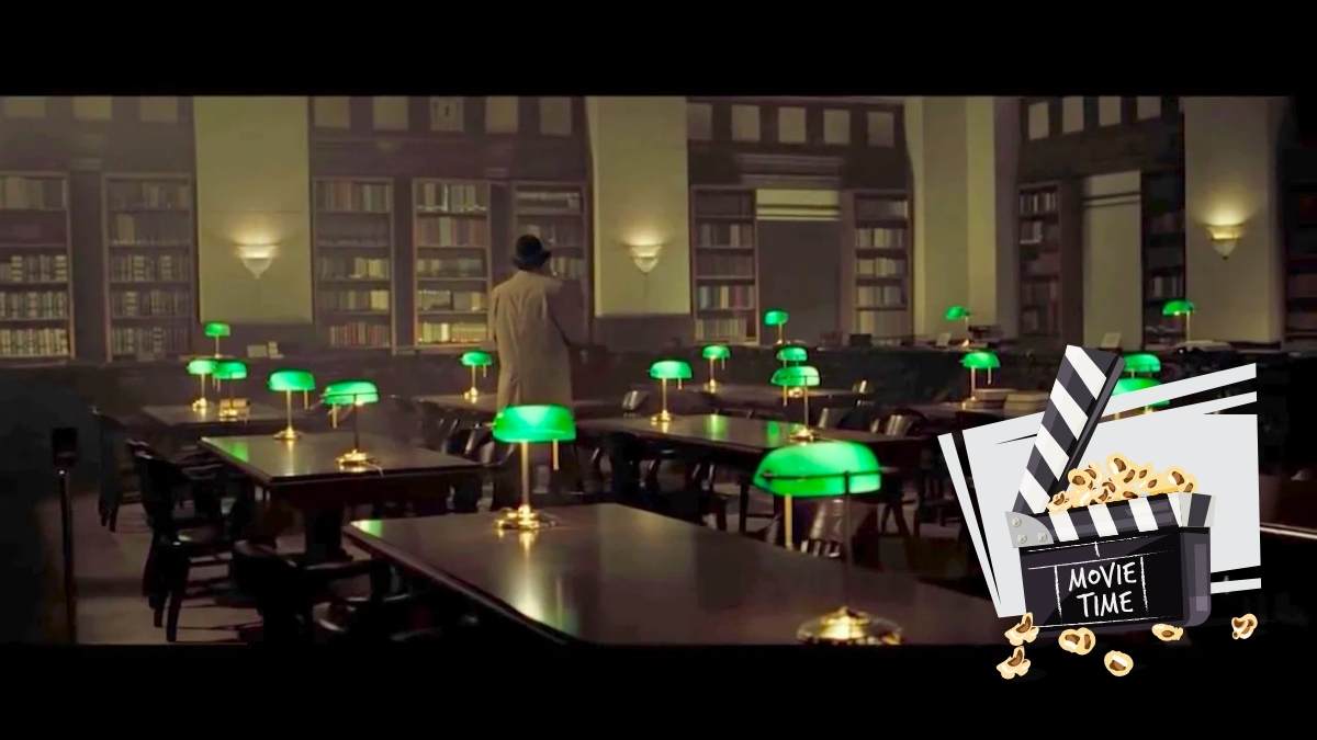 The green desk lamp that appears in every movie - The Bankers Lamp